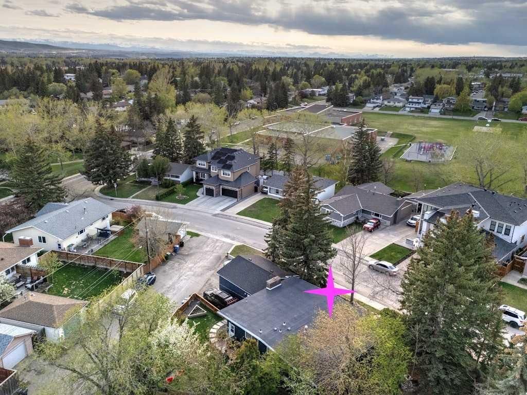 6216 Dalsby Road NW, Calgary — photo 3 of 49