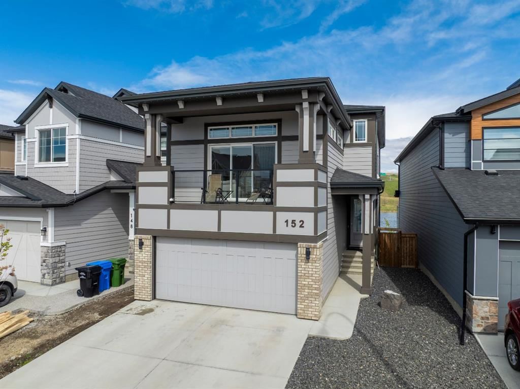 152 Cranbrook Gardens SE, Calgary — main listing photo