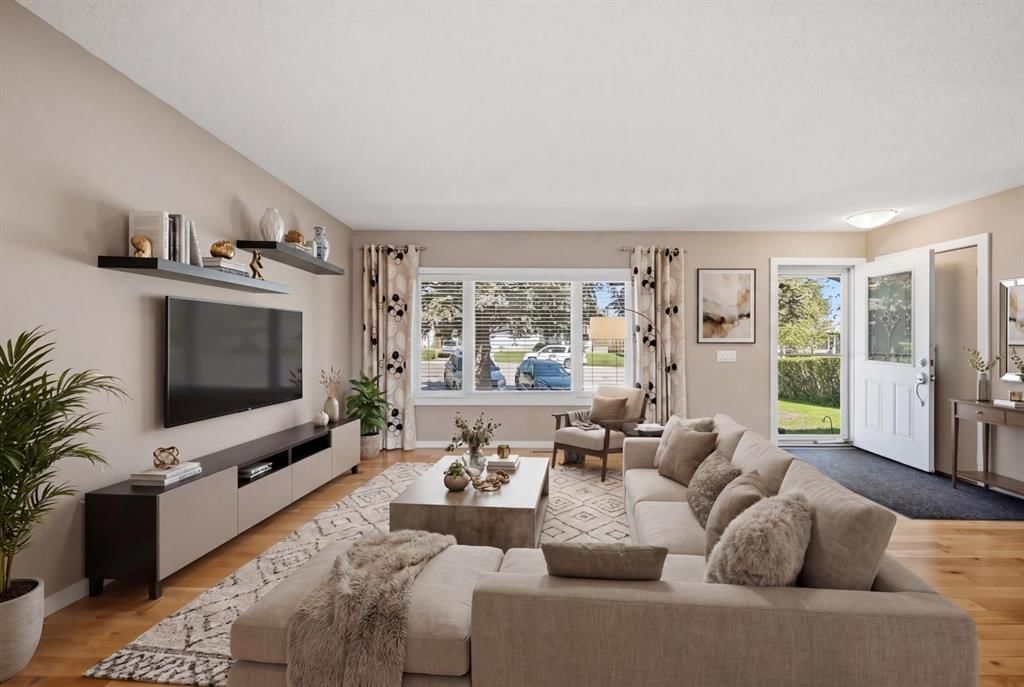 156 Templeview Place NE, Calgary — photo 4 of 49