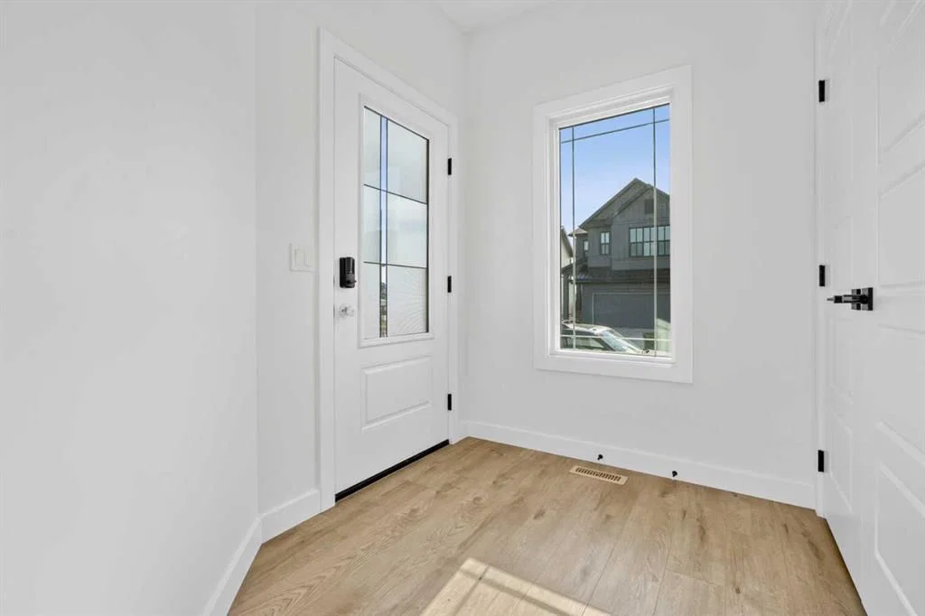 571 Buffaloberry Manor SE, Calgary — photo 3 of 34