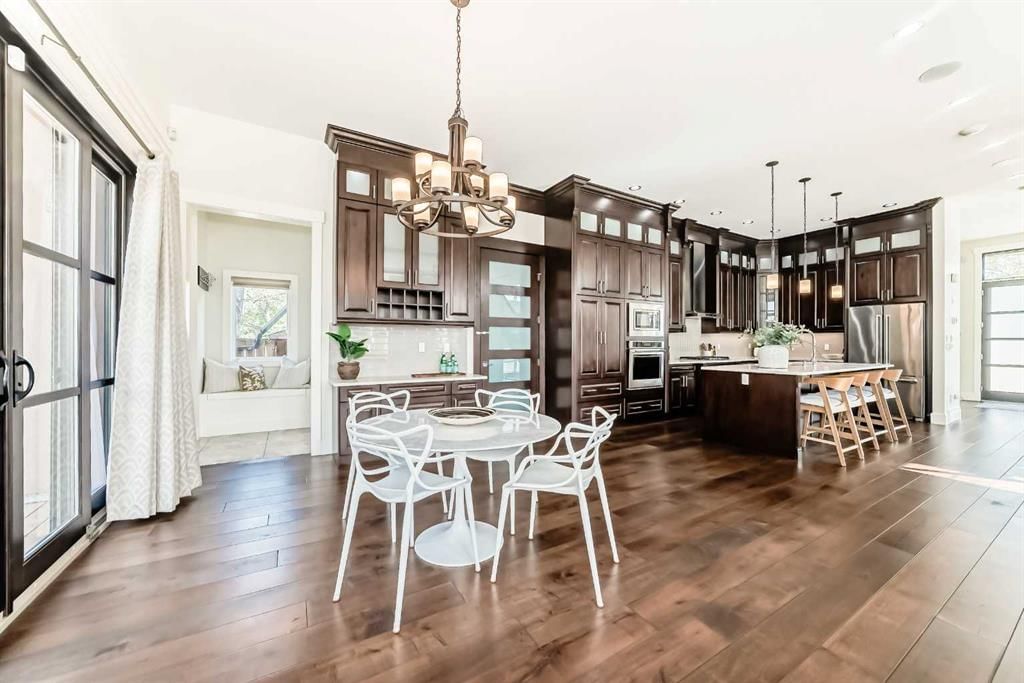 602 22 Avenue NE, Calgary — photo 5 of 50