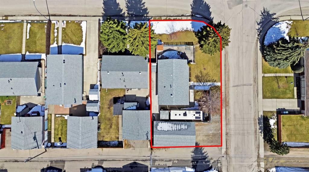 827 Forlee Drive SE, Calgary — photo 5 of 41