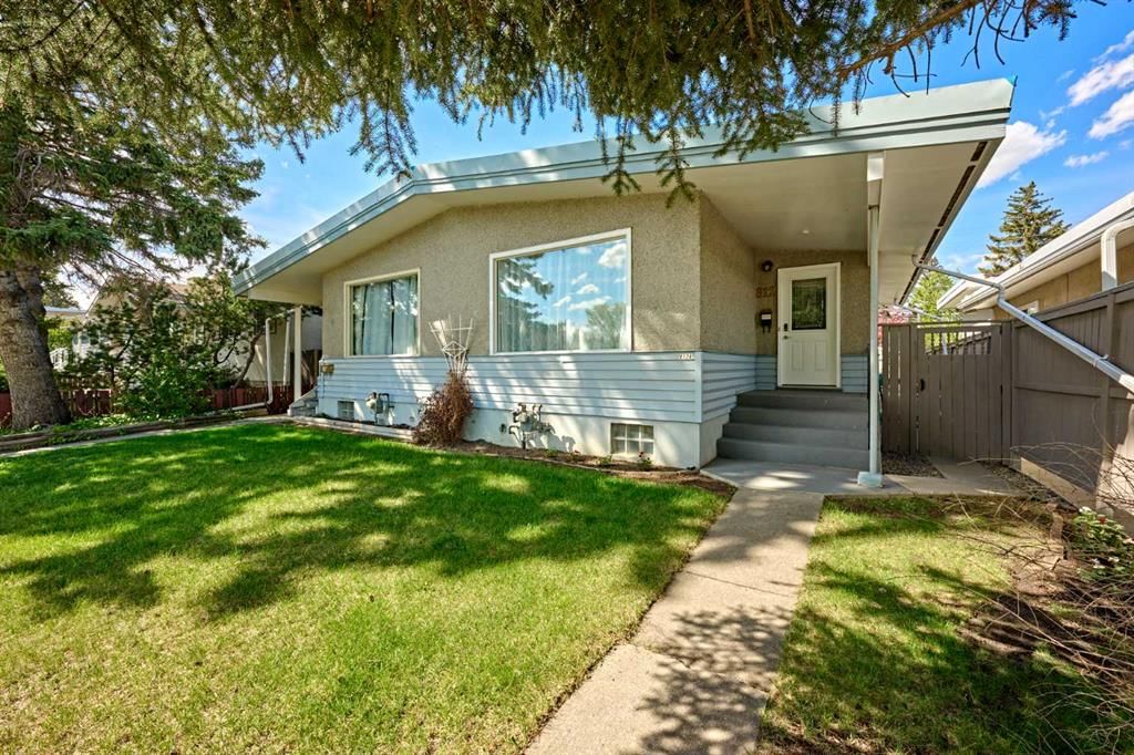812A 69 Avenue SW, Calgary — main listing photo