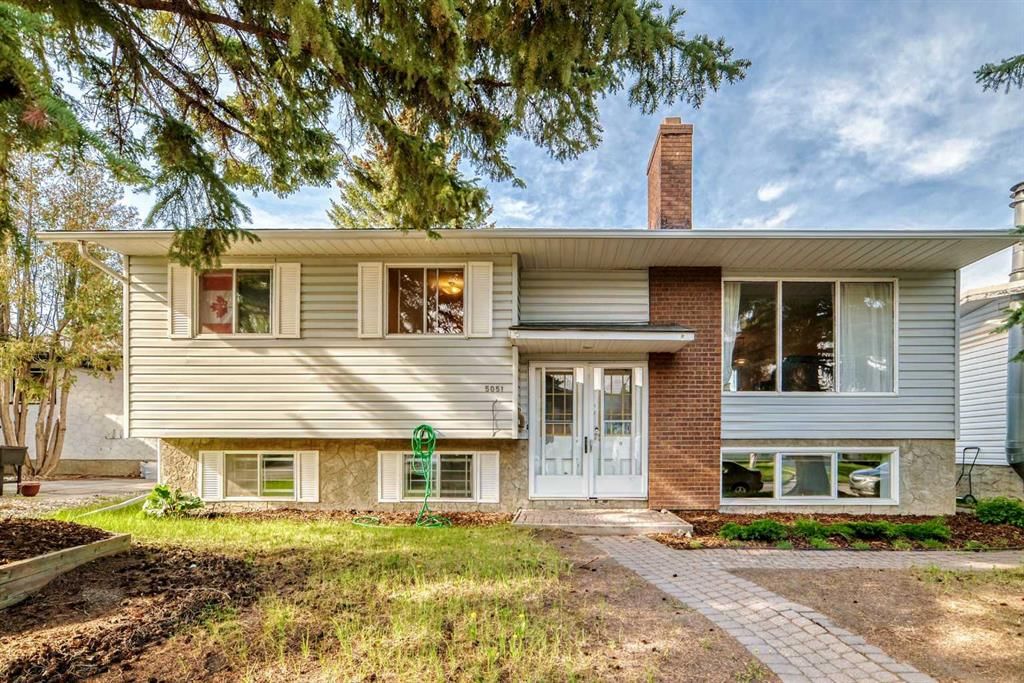 5051 Vantage Crescent NW, Calgary — main listing photo