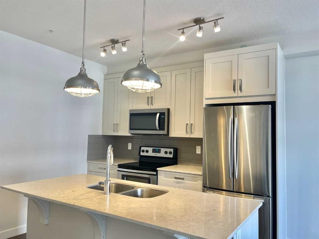 302, 100 Auburn Meadows Common SE, Calgary — photo 3 of 15