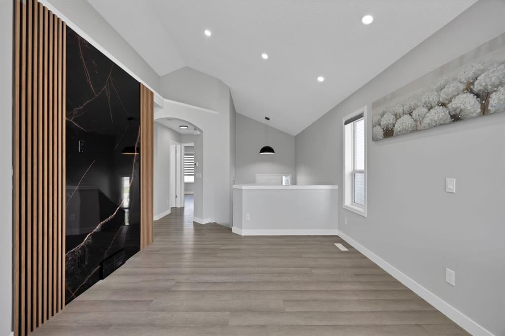 288 Saddlemead Road NE, Calgary — photo 4 of 42