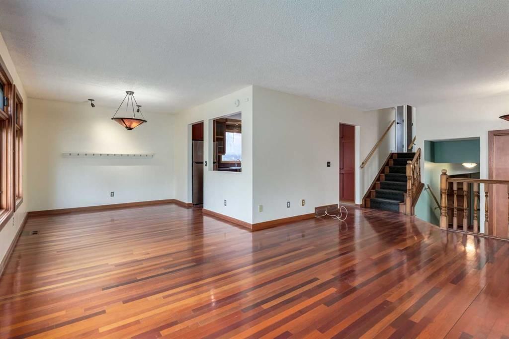 80 Macewan Glen Road NW, Calgary — photo 5 of 50