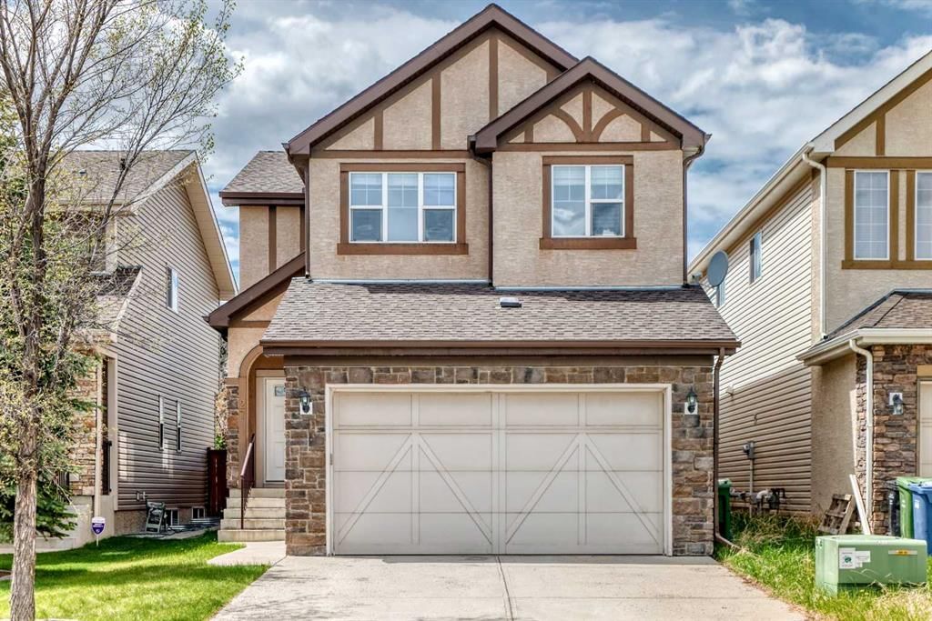 27 Aspen Hills Close SW, Calgary — main listing photo