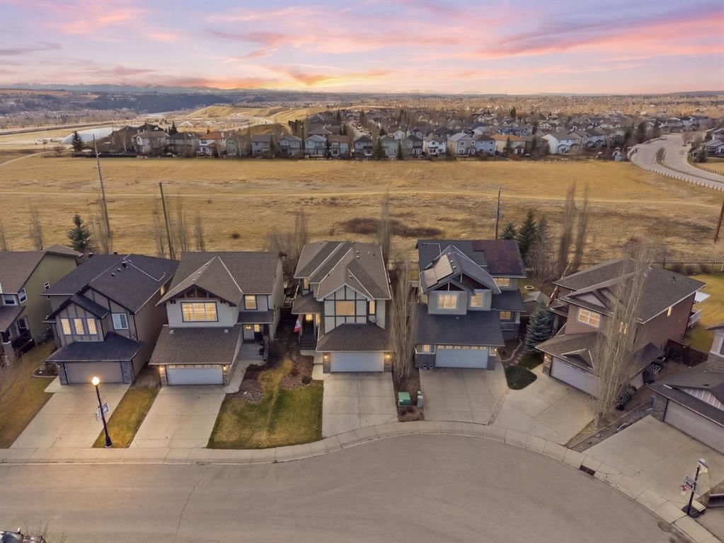 494 Tuscany Ravine Road NW, Calgary — photo 2 of 40