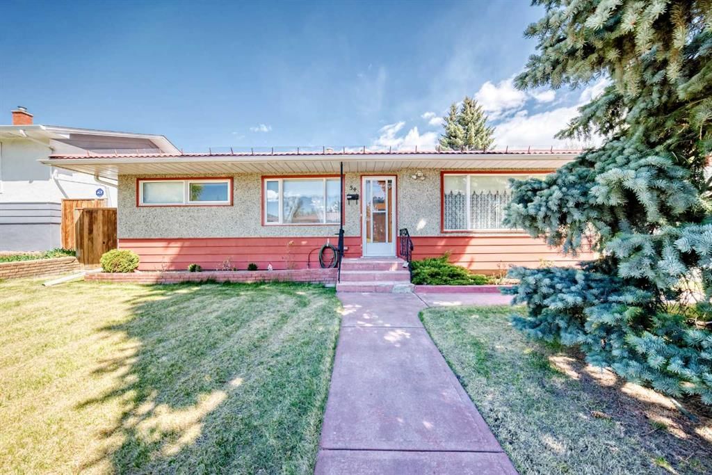 54 Fullerton Road SE, Calgary — photo 2 of 49