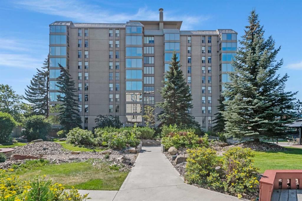 #903, 4555 Varsity Lane NW, Calgary — main listing photo