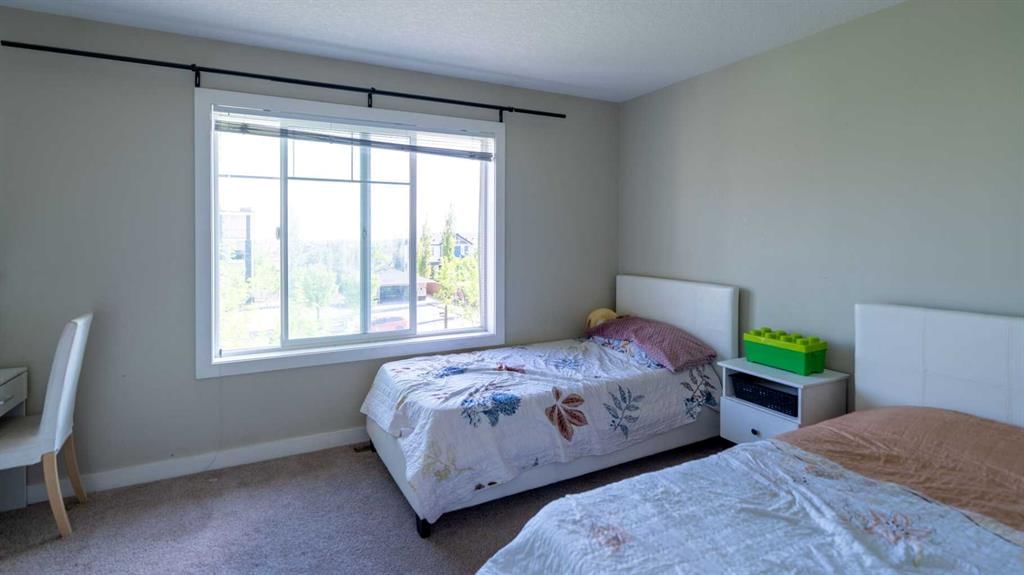 347 Taralake Way NE, Calgary — photo 5 of 36