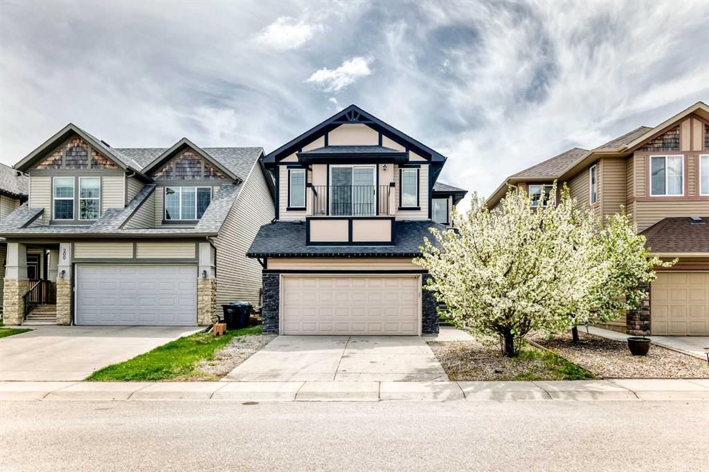 196 Cranberry Circle SE, Calgary — main listing photo