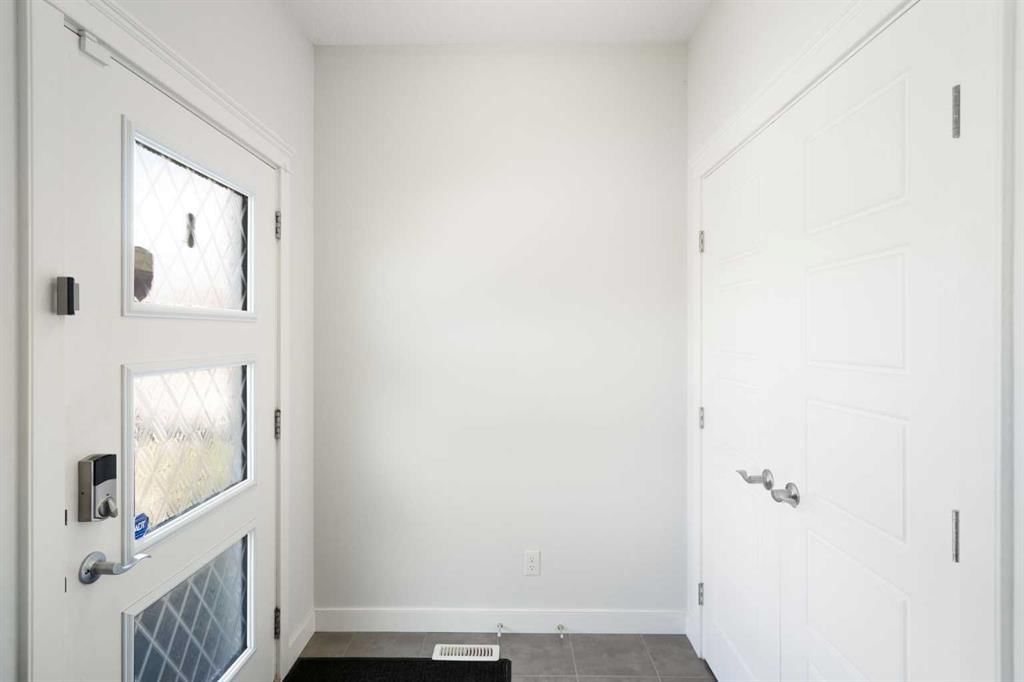 280 Cornerstone Passage NE, Calgary — photo 4 of 37