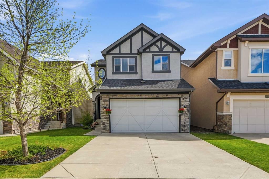 99 Aspen Hills Close SW, Calgary — main listing photo