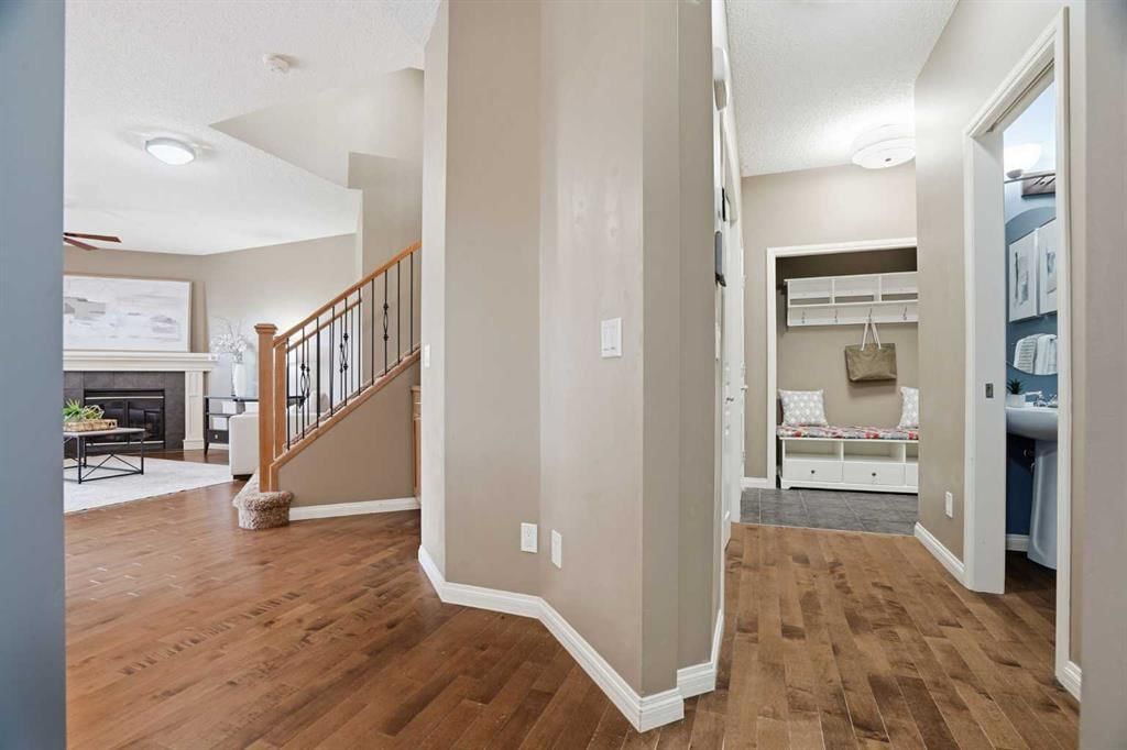 99 Aspen Hills Close SW, Calgary — photo 3 of 41