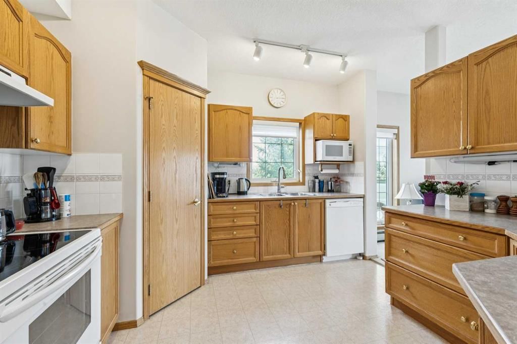 224, 223 Tuscany Springs Boulevard NW, Calgary — photo 5 of 38