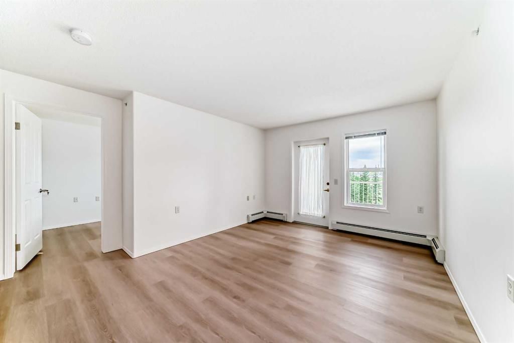 412, 5000 Somervale Court SW, Calgary — photo 2 of 38