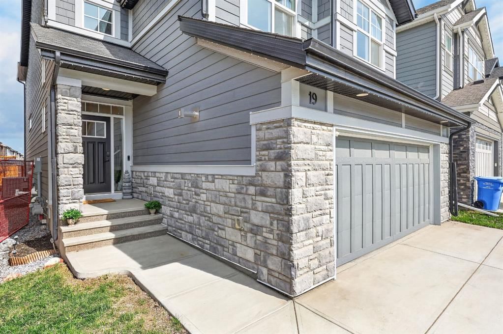 19 Legacy Reach View SE, Calgary — photo 2 of 50