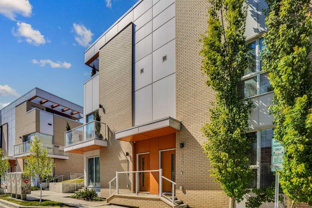 4012 Kovitz Lane NW, Calgary — main listing photo