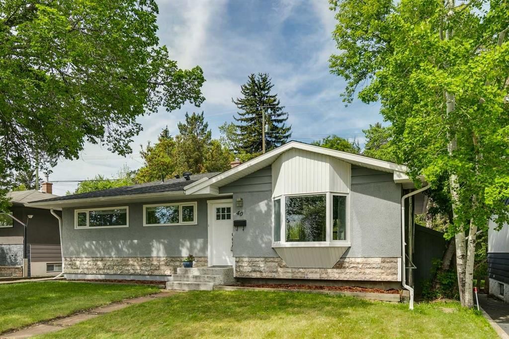40 Henefer Road SW, Calgary — photo 2 of 30