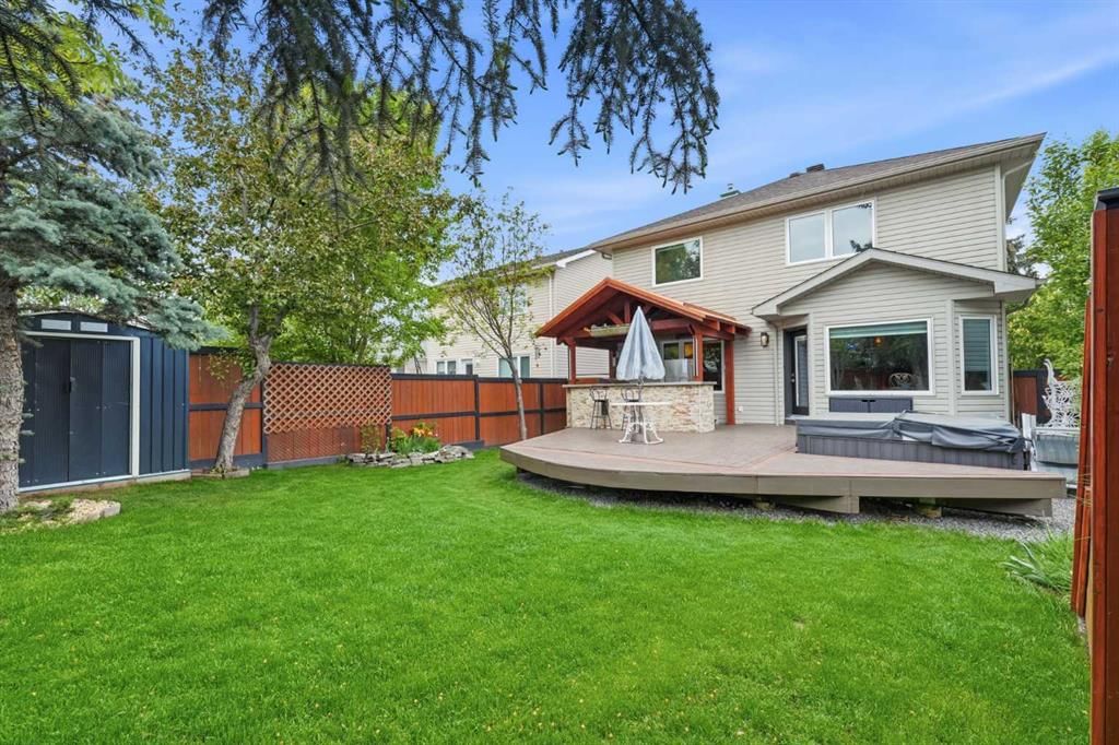 61 Millview Park SW, Calgary — main listing photo