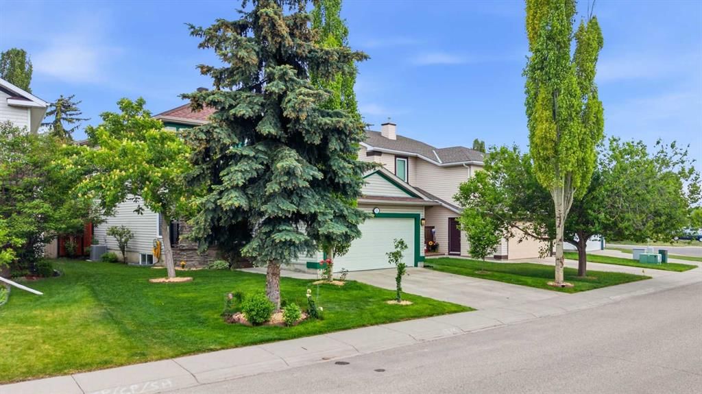 61 Millview Park SW, Calgary — photo 3 of 50