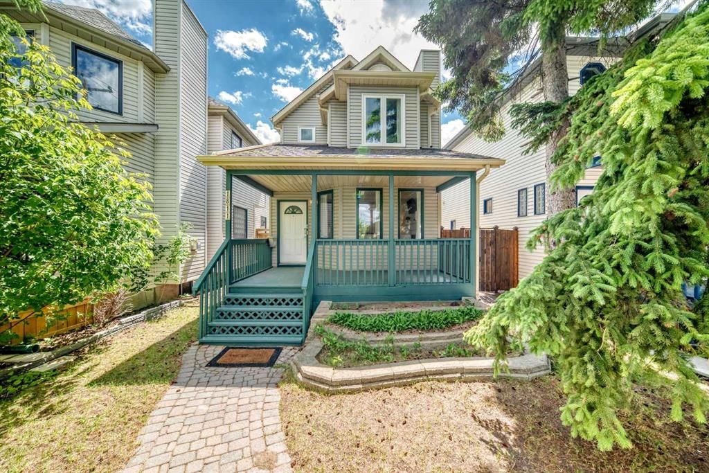 1811 24 Avenue NW, Calgary — main listing photo