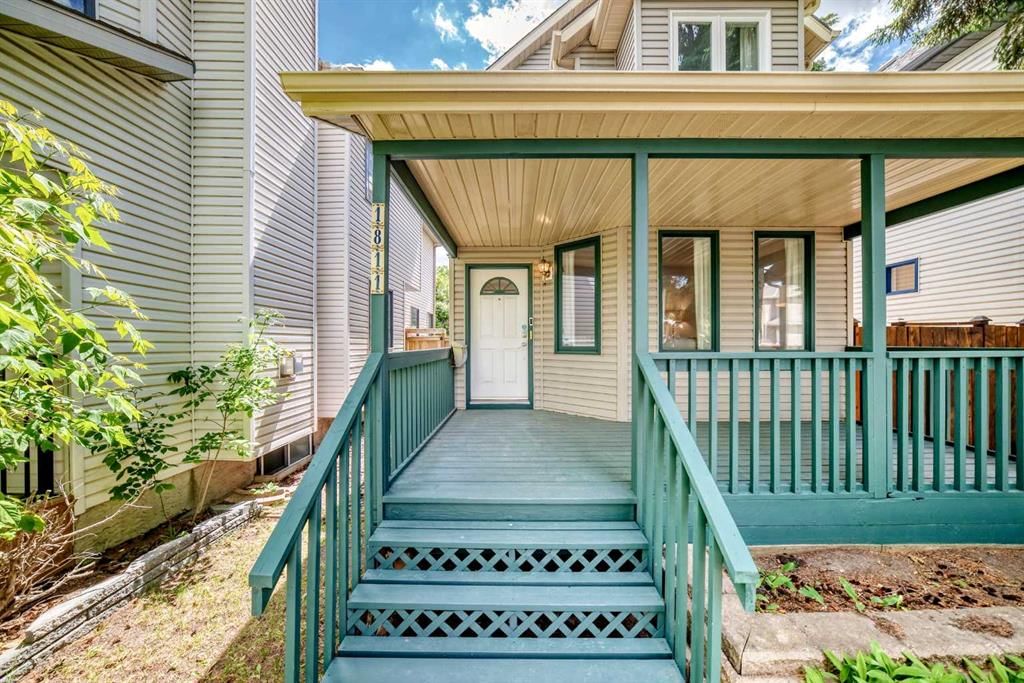 1811 24 Avenue NW, Calgary — photo 2 of 39