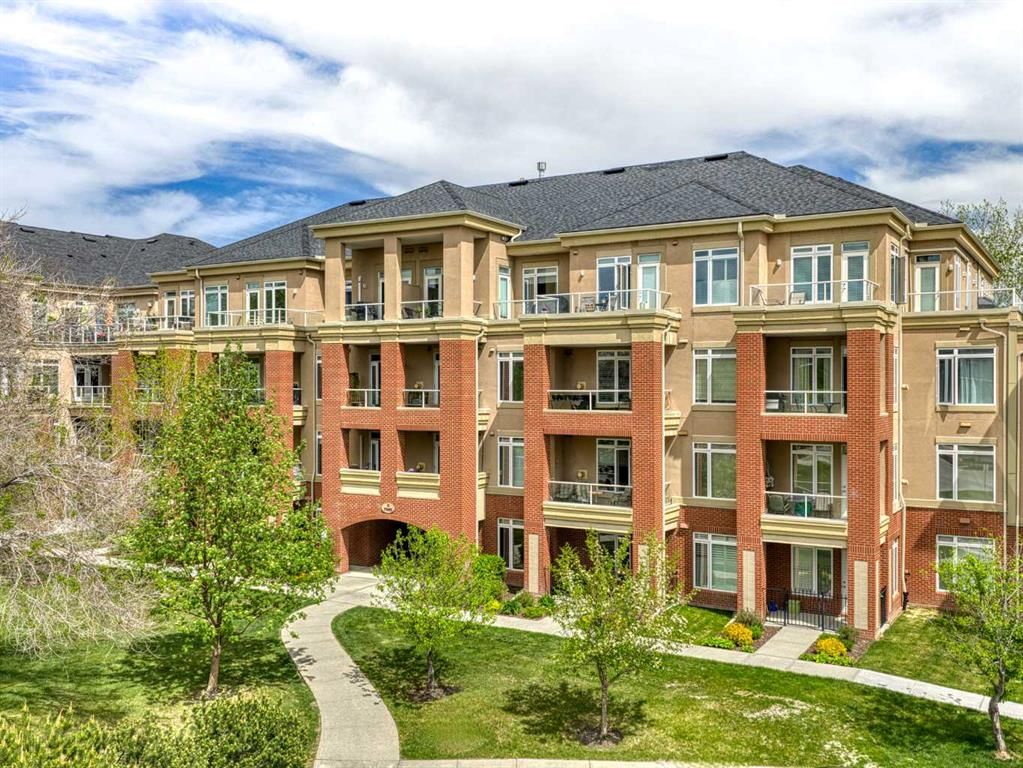 7407, 14 Hemlock Crescent SW, Calgary — main listing photo