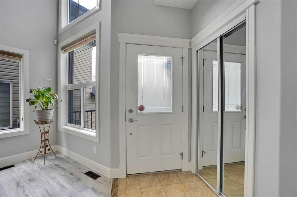 265 Saddlelake Drive NE, Calgary — photo 5 of 50