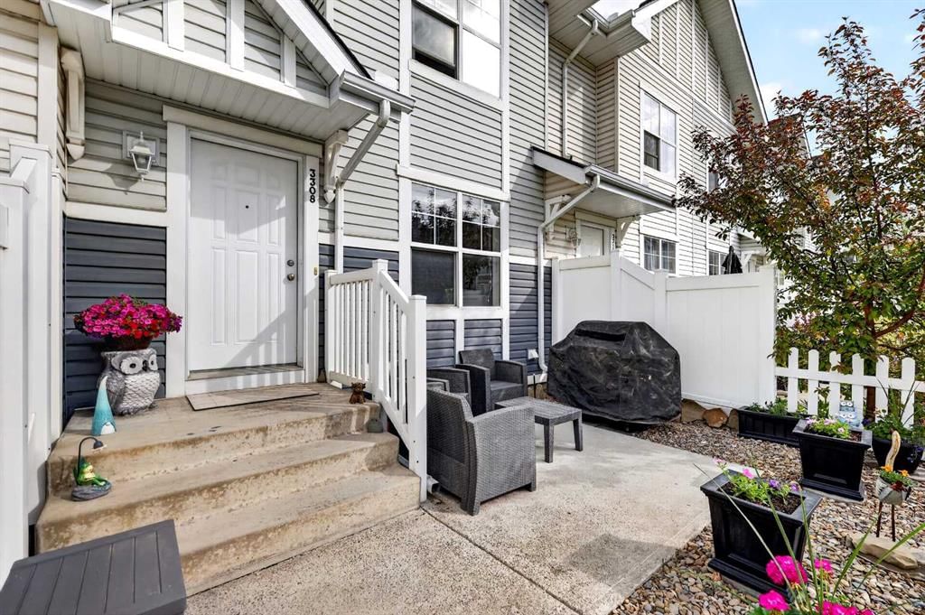 3308 New Brighton Gardens SE, Calgary — photo 3 of 48