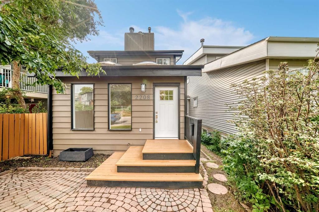 2208 ALEXANDER Street SE, Calgary — photo 2 of 45