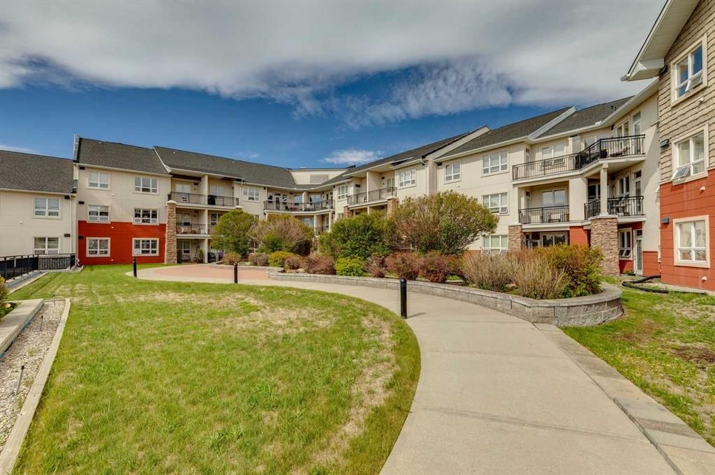 337, 26 Val Gardena View SW, Calgary — main listing photo