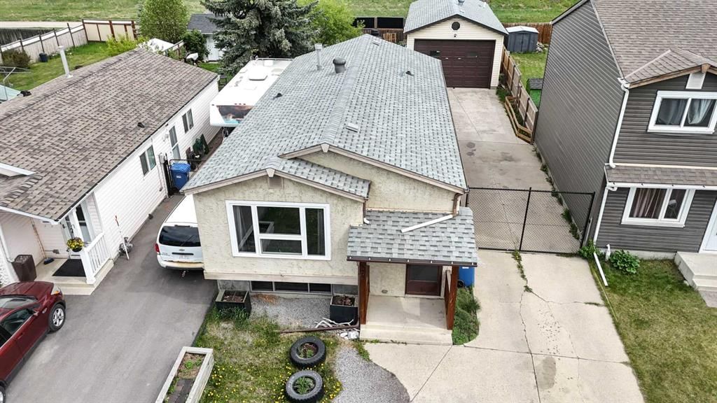 124 Abingdon Way NE, Calgary — photo 4 of 37