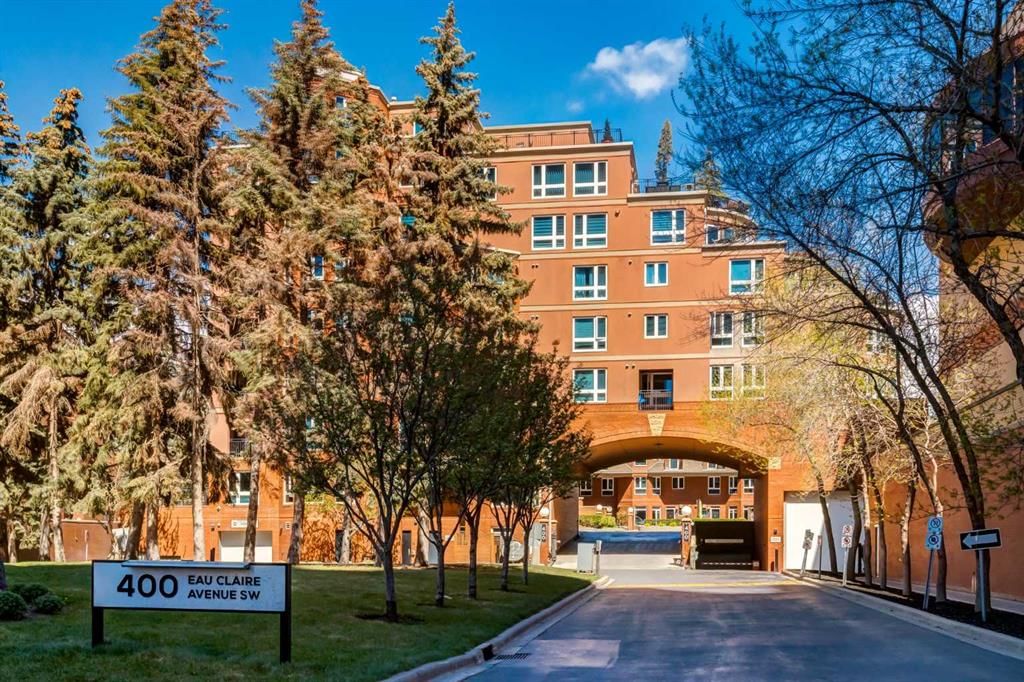 8101, 400 Eau Claire Avenue SW, Calgary — recently sold condo