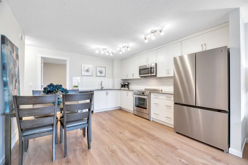 314 Cranbrook Square SE, Calgary — main listing photo