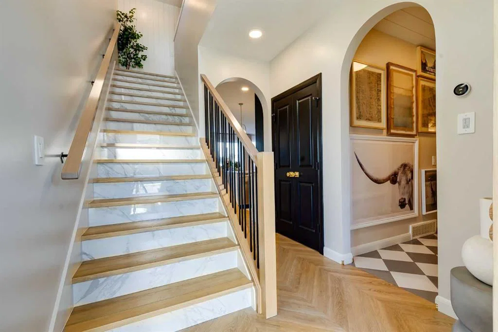 322 Creekstone Way SW, Calgary — photo 3 of 47