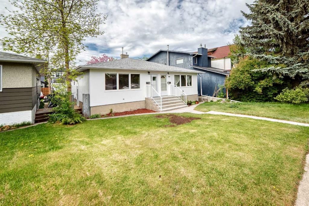 2311 Westmount Road NW, Calgary — photo 2 of 45