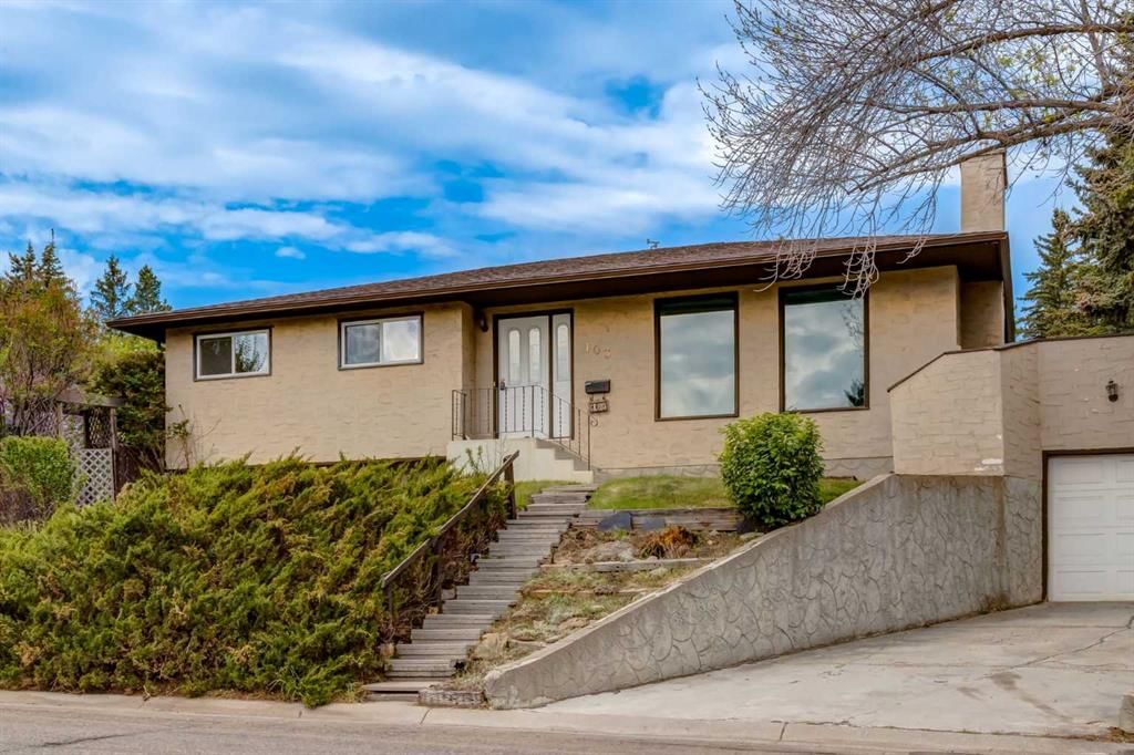 103 Cantrell Place SW, Calgary — photo 2 of 31