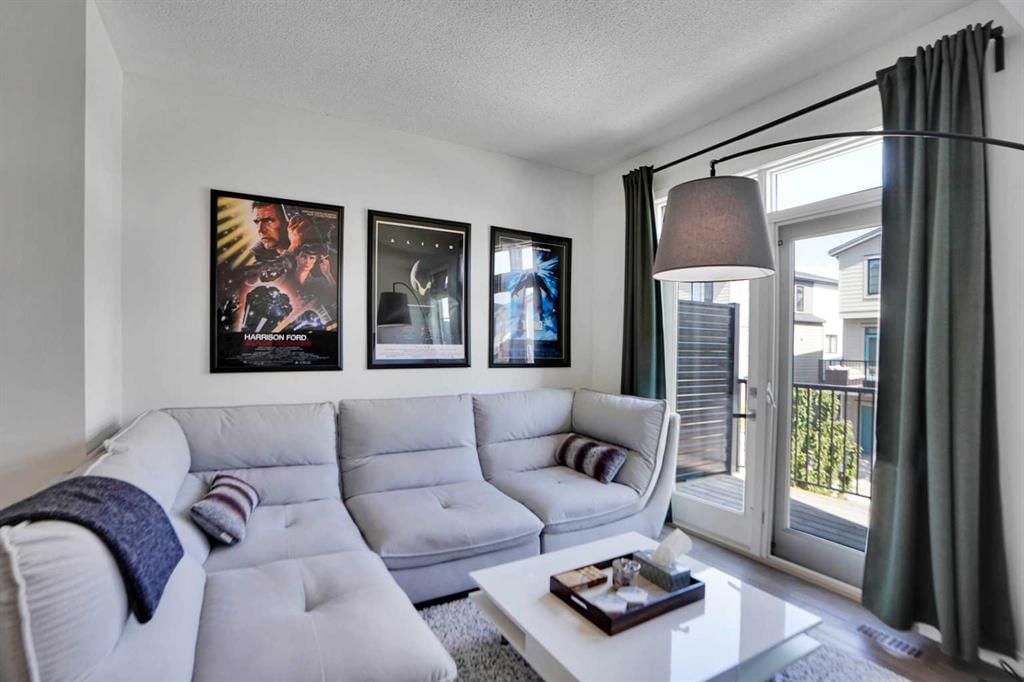 281 Walden Drive SE, Calgary — photo 4 of 42