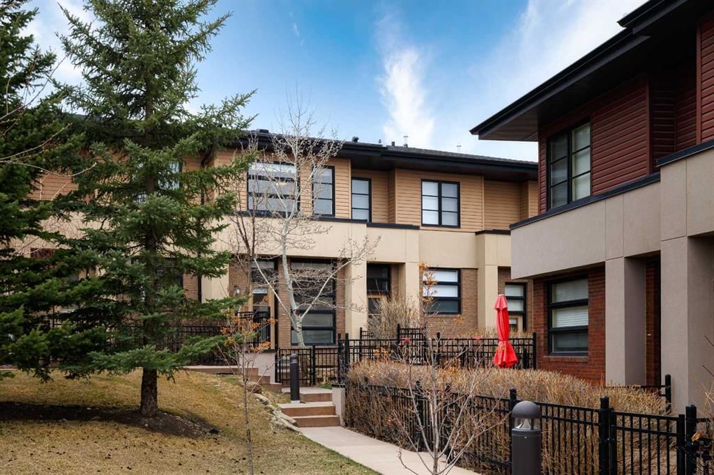 206 Aspen Hills Villas SW, Calgary — photo 3 of 29