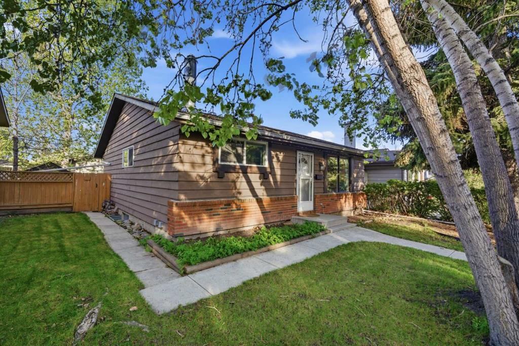 14816 1 Street SE, Calgary — photo 3 of 30