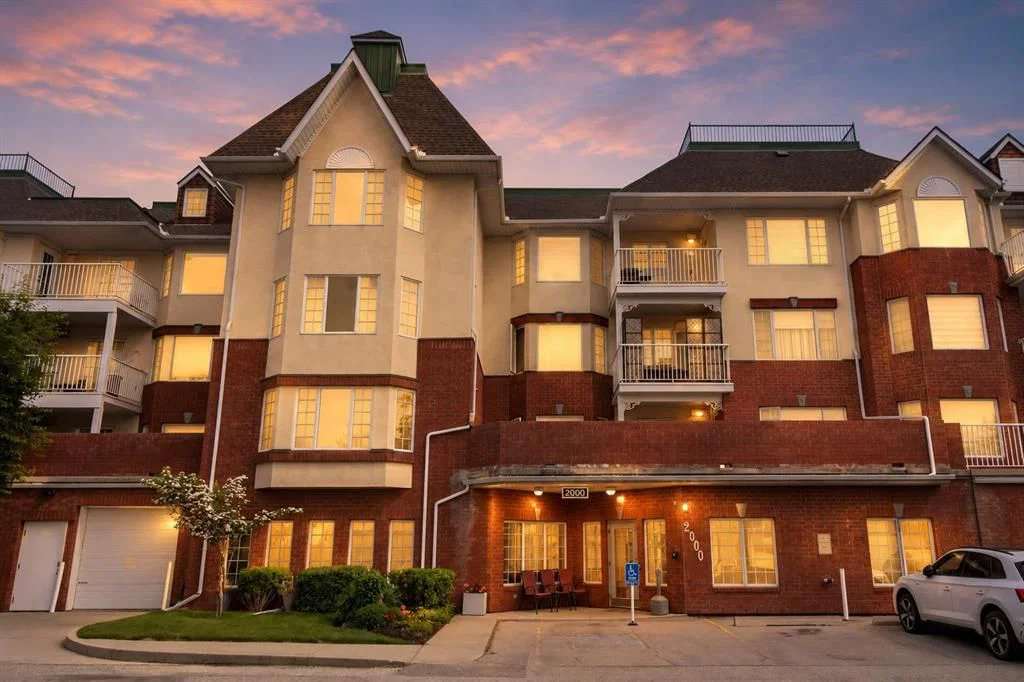 314, 2314 Sienna Park Green SW, Calgary — main listing photo