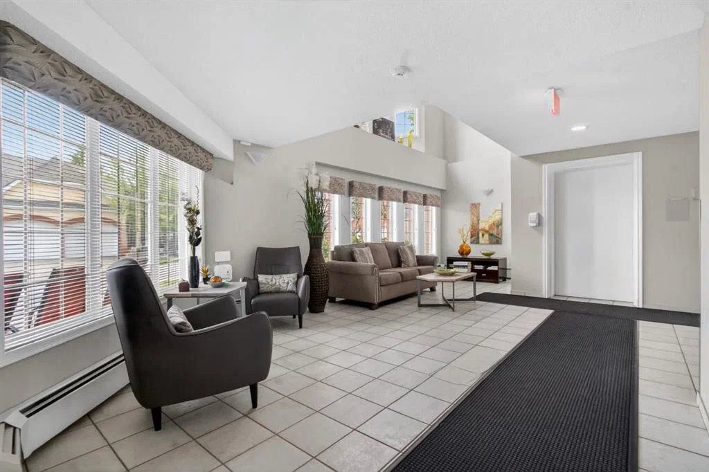 314, 2314 Sienna Park Green SW, Calgary — photo 5 of 41