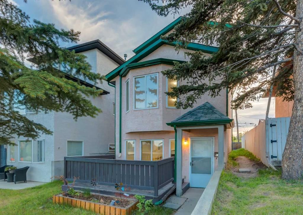 1135 37 Street SE, Calgary — photo 3 of 50