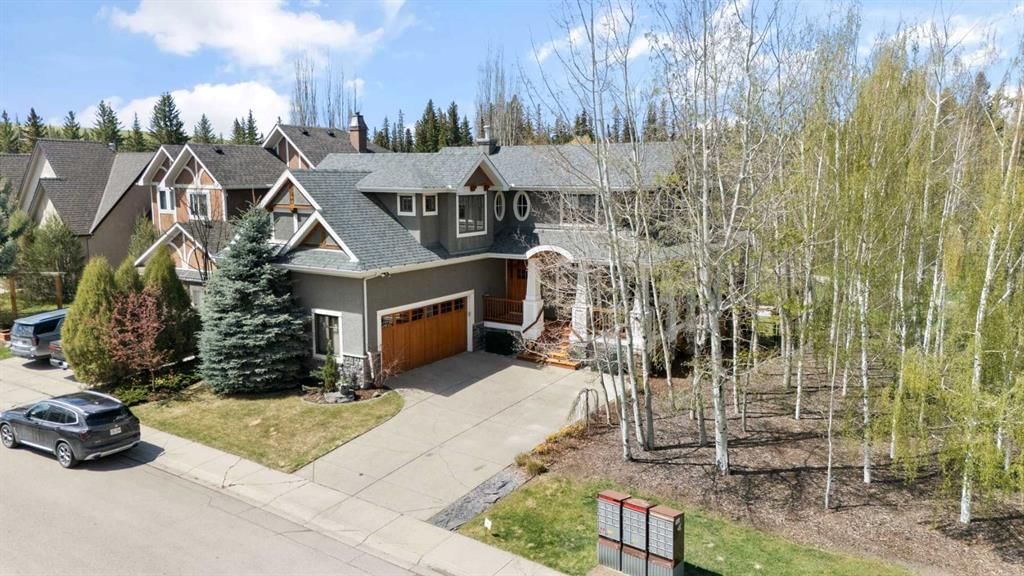 7 Discovery Ridge Cove SW, Calgary — photo 2 of 49
