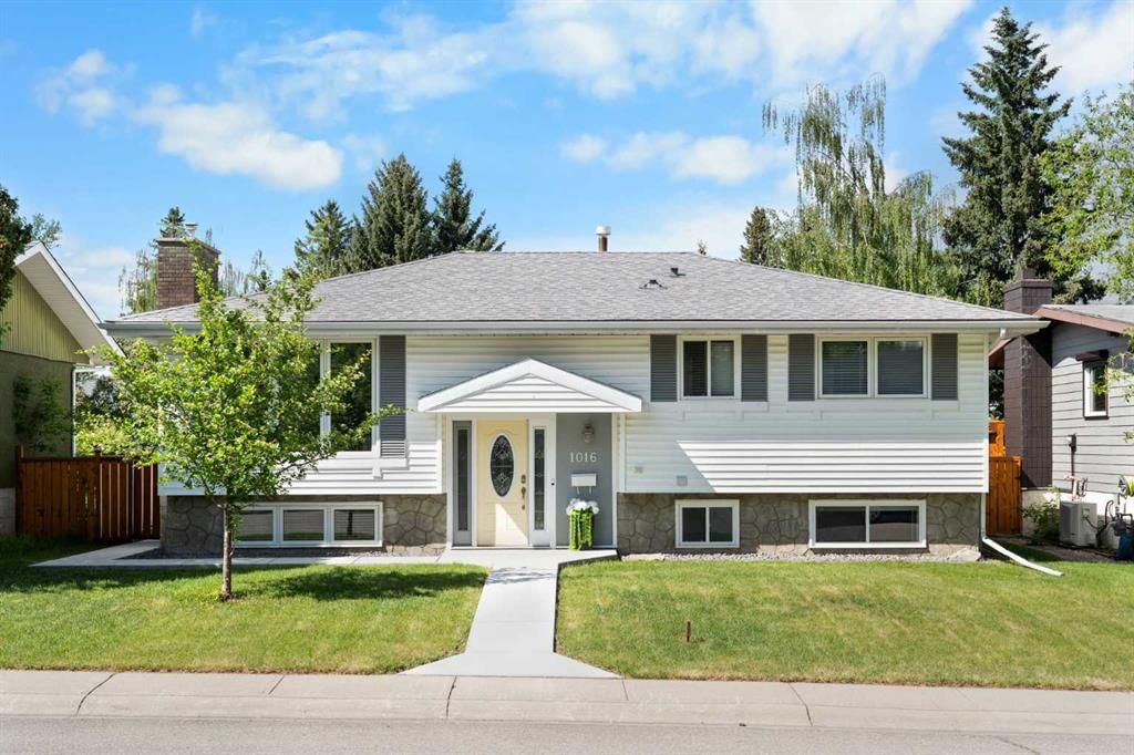 1016 Cannock Place SW, Calgary — photo 2 of 49