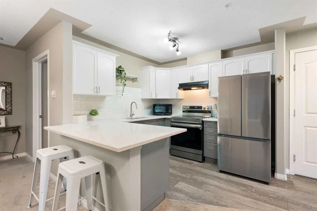 333, 369 Rocky Vista Park NW, Calgary — photo 5 of 48
