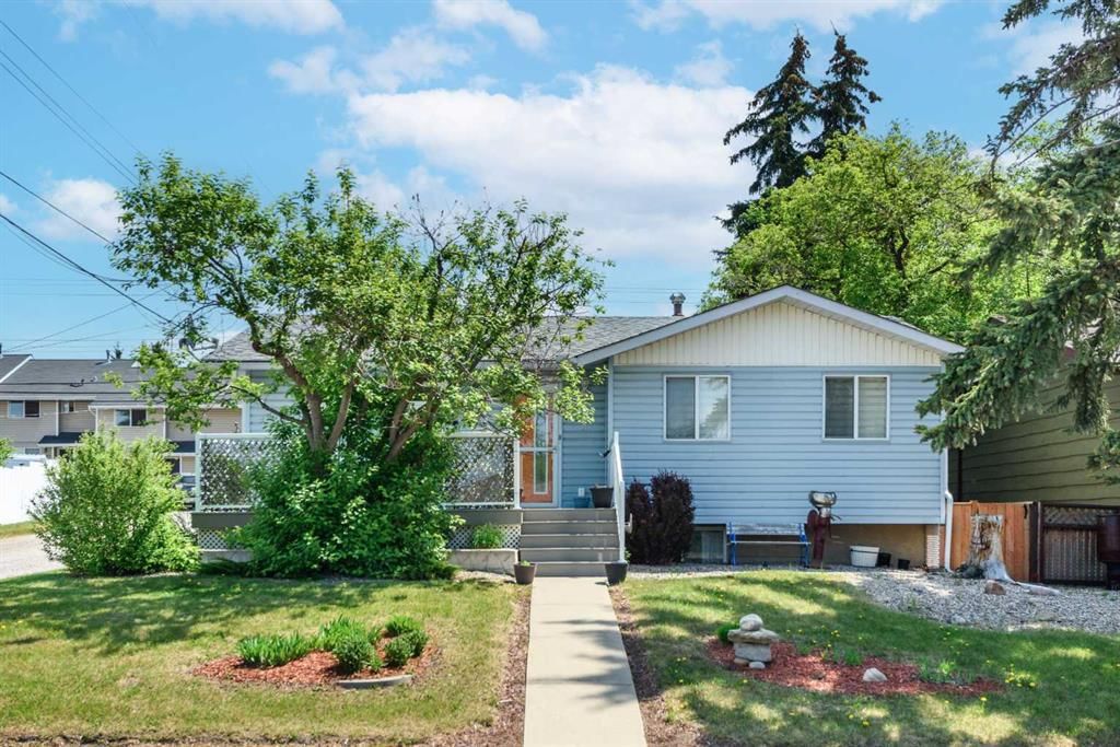 208 Van Horne Crescent NE, Calgary — recently sold home